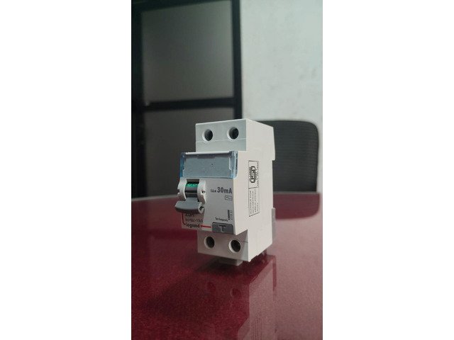 Legrand RCCB available in best rates - 4/4