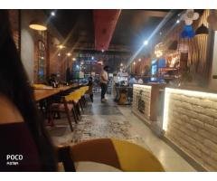 De Valentino Cafe in hapur