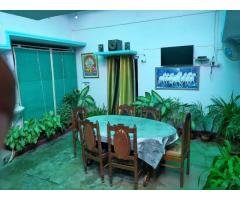 PG Triloki Bhavan